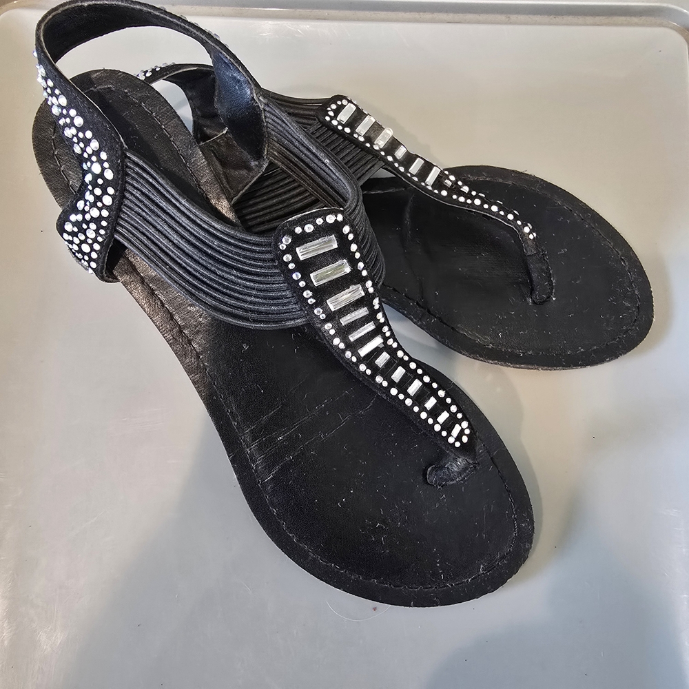 Madden Girl Triixie Thong Sandal, Size 8